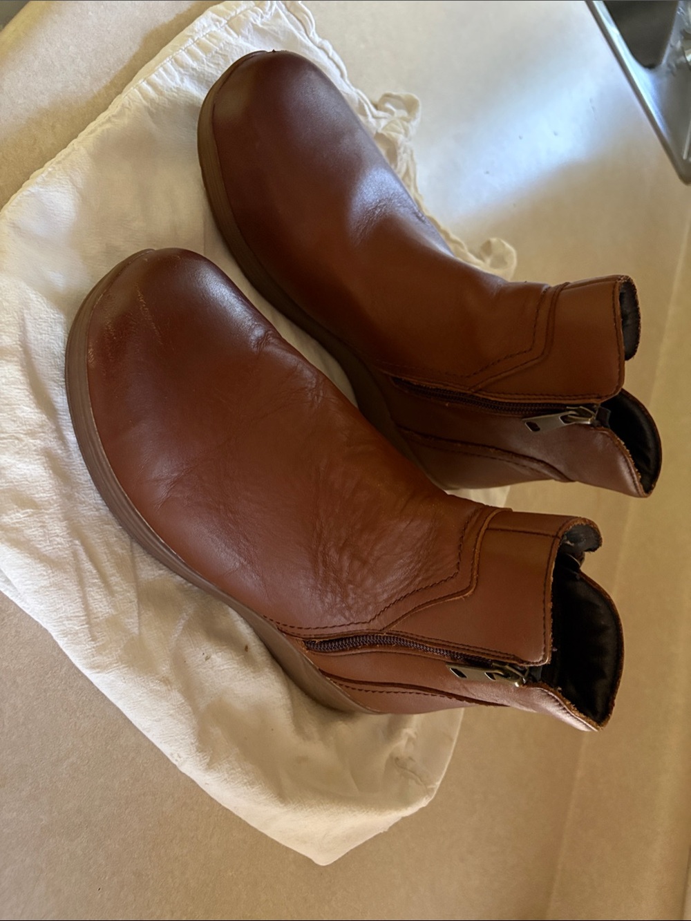 Propet Women's Brown Leather Zip Ankle Boots Delphi 8.5 ww xx 4E